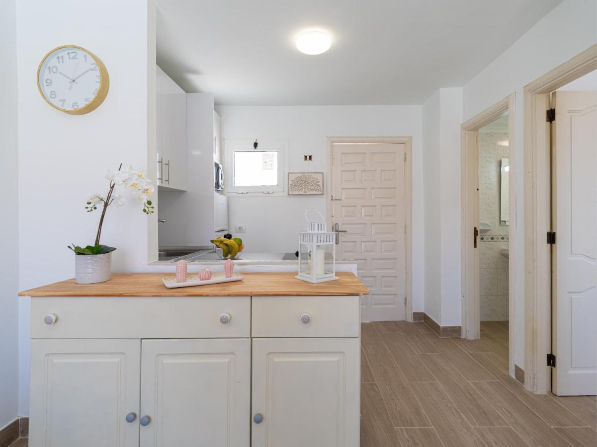 Apartamento En El Castillo Con Piscina กาเลตาเดฟุสเต ภายนอก รูปภาพ